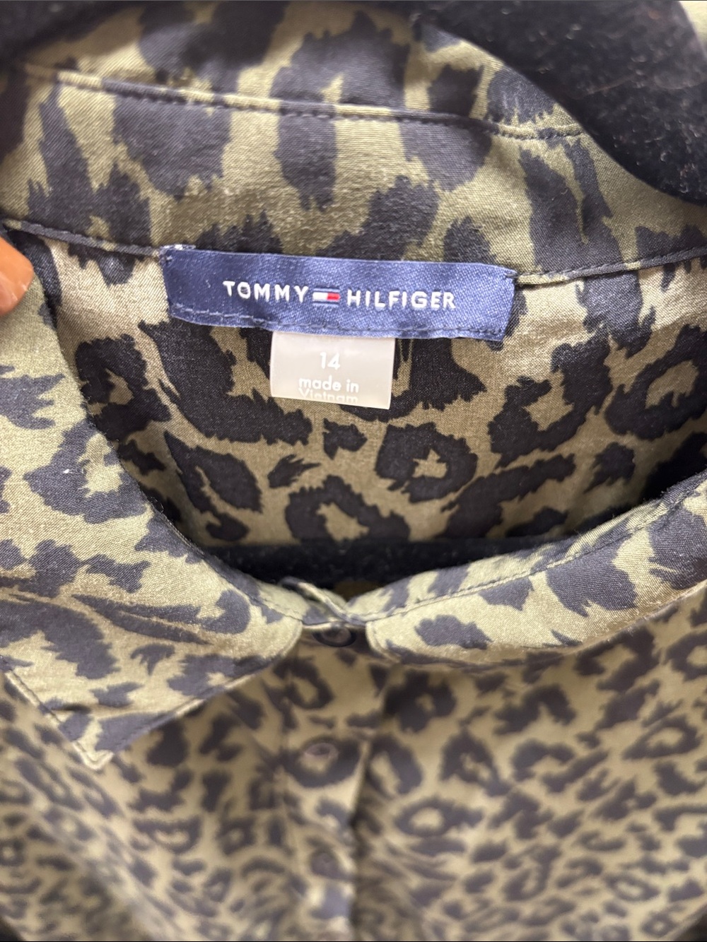 Tommy Hilfiger Olive Green Leopard Print Button-Up Dress - Picture 2 of 4